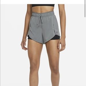 Nike Flex Essential 2-in-1
Women's Training Shorts